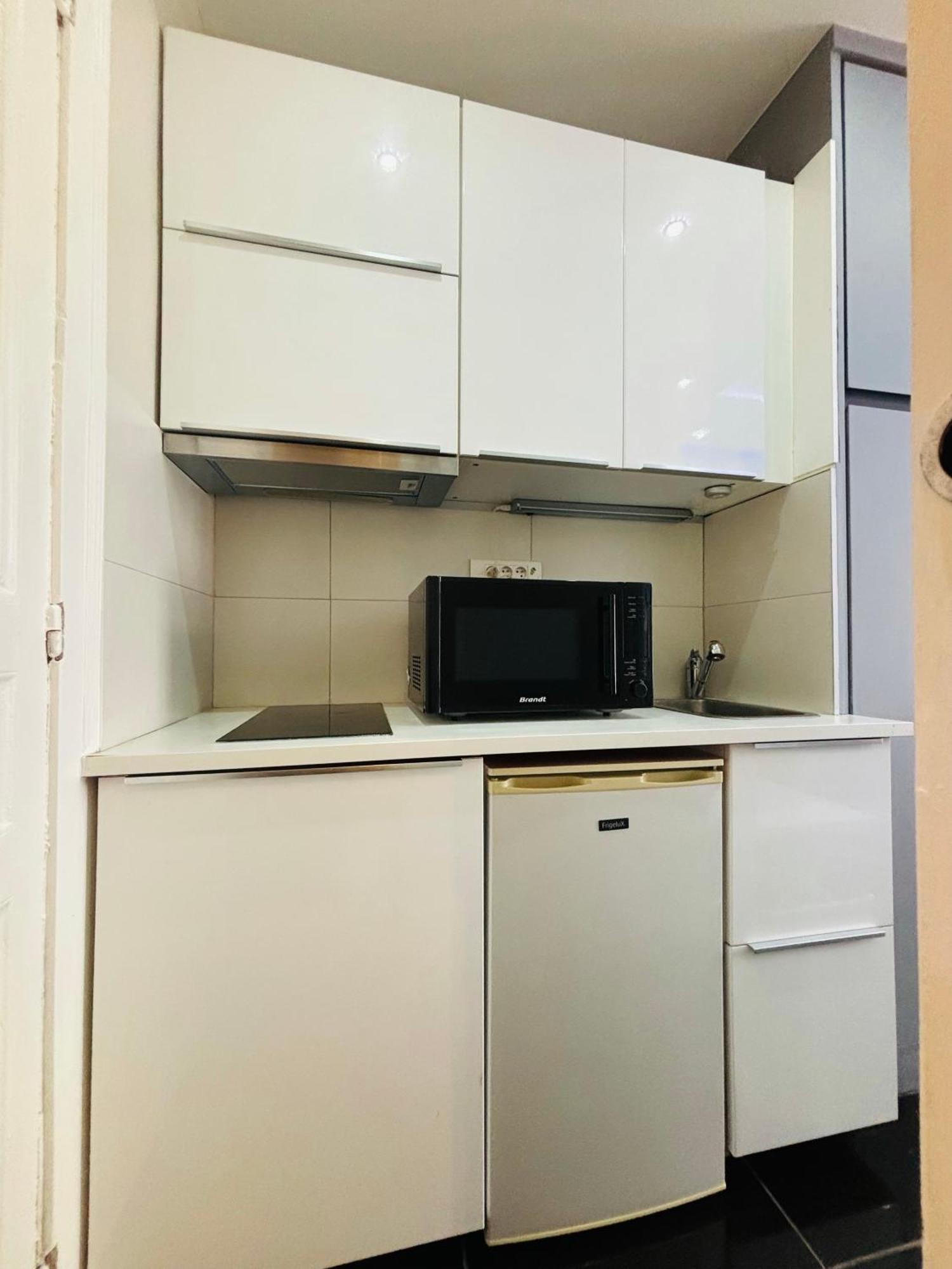 Appartement Coquet En Plein Coeur De Montmartre Paris Extérieur photo